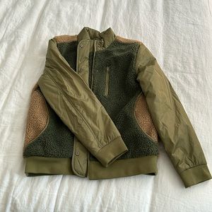 Universal Thread Quilted Mid-Weight Jacket size M